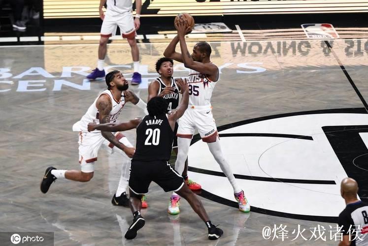 布克32分太阳送篮网5连败 活塞擒老鹰升至前六 布克32分太阳送篮网5连败 活塞擒老鹰升至前六